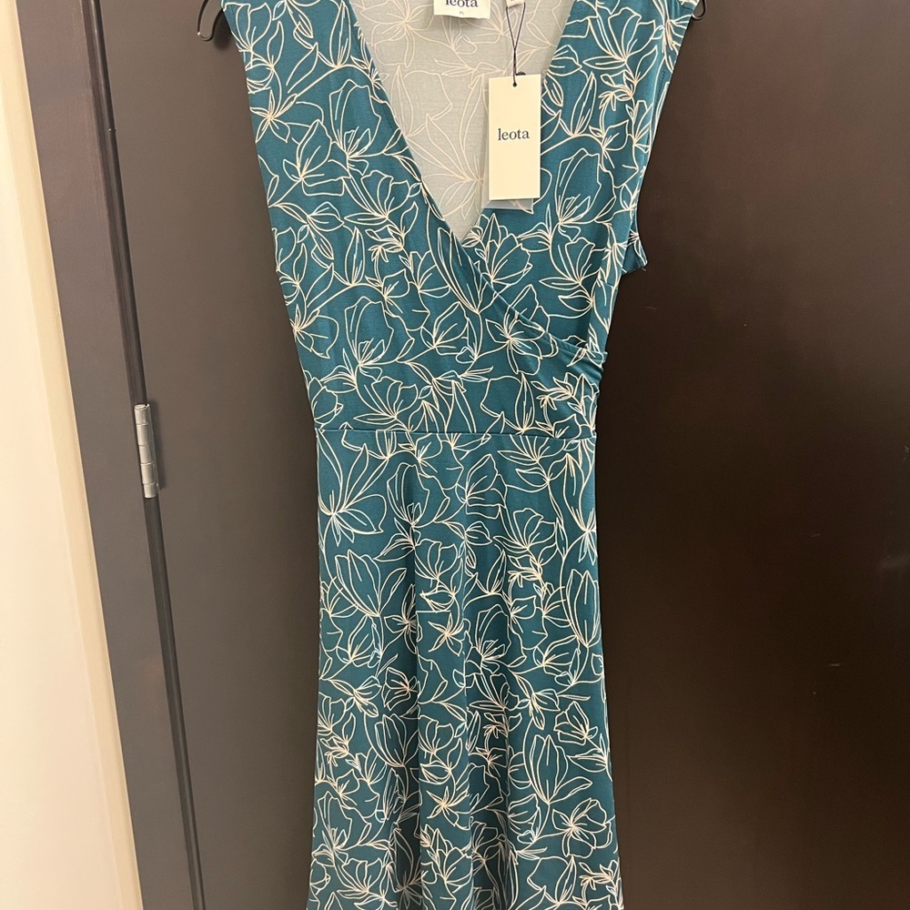 Leota Teal Floral Women's Dress NWT
